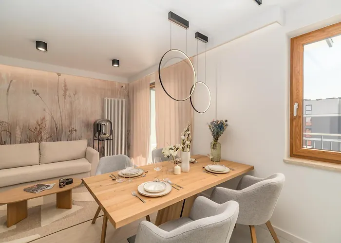 아파트 Prestige - 61m2, Parking, Balcony, Workspace, Ac - By Rentujemy *