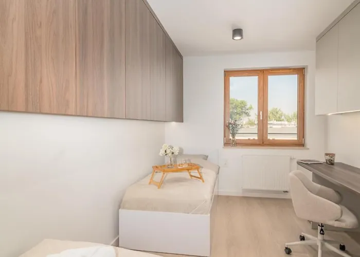 Appartamento Prestige - 61m2, Parking, Balcony, Workspace, Ac - By Rentujemy Cracovia