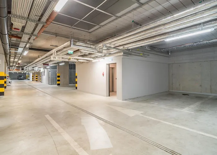 Prestige - 61m2, Parking, Balcony, Workspace, Ac - By Rentujemy Appartement